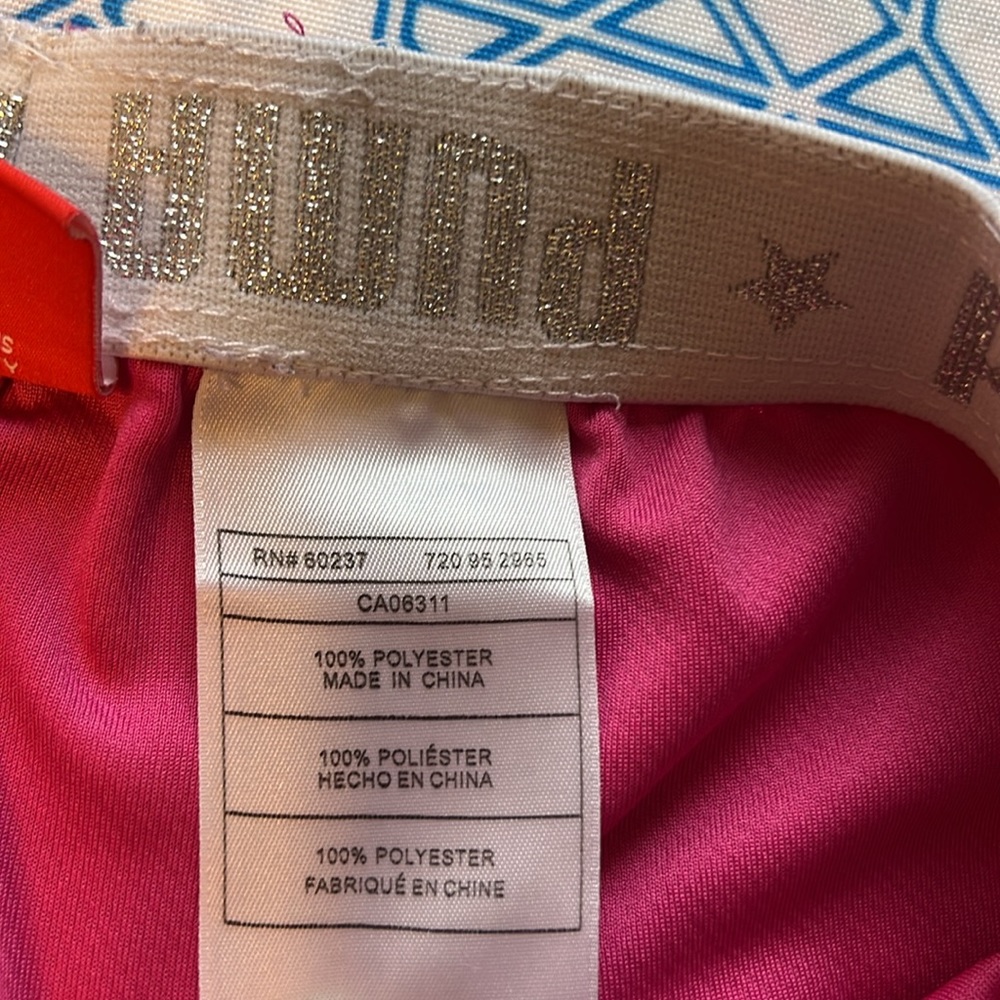 Girls Shorts. Puma. Pink. Size M - Picture 7 of 13